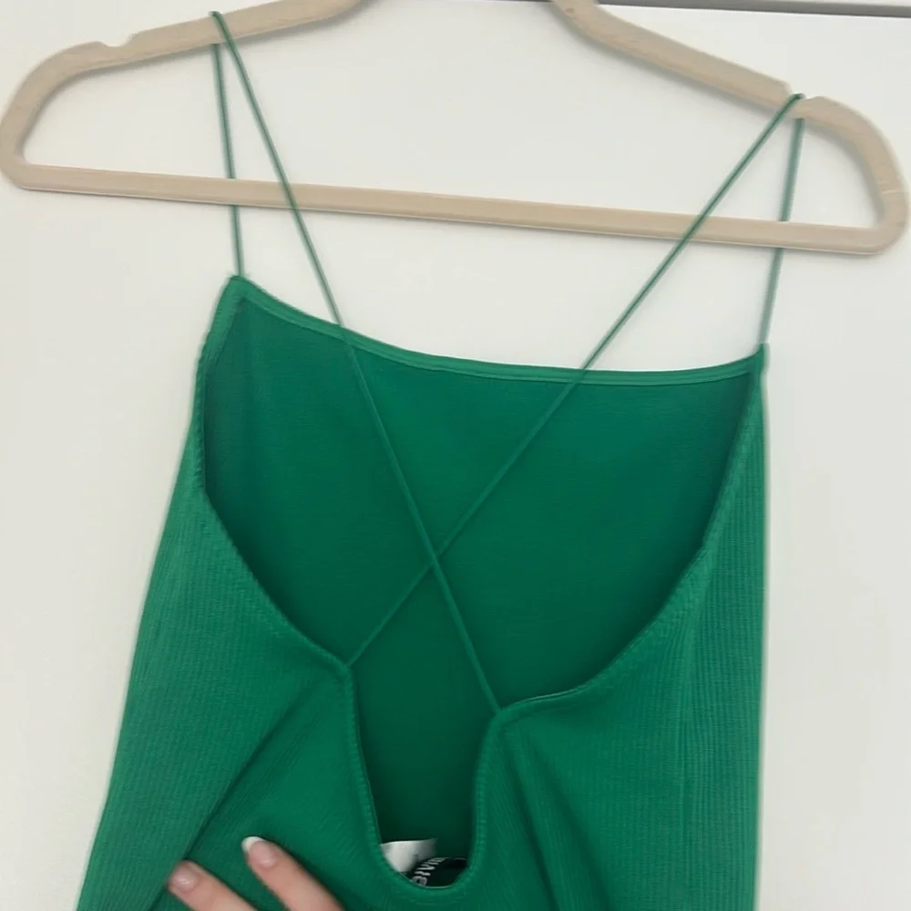 Chic Green Dress - Picture 2 of 2